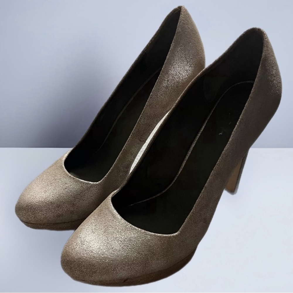 Diesel Ashly Metallic Tan Platform Pumps Heels Size 9.5/40 MSRP $270